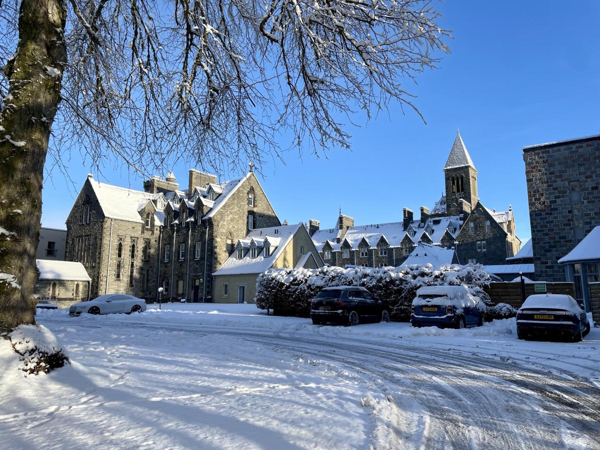 The Classrooms, Loch Ness Abbey - 142M2 Lifestyle & Heritage Apartment - Pool & Spa - The Highland Club - Resort On Lake Shores 포트오거스타 외부 사진