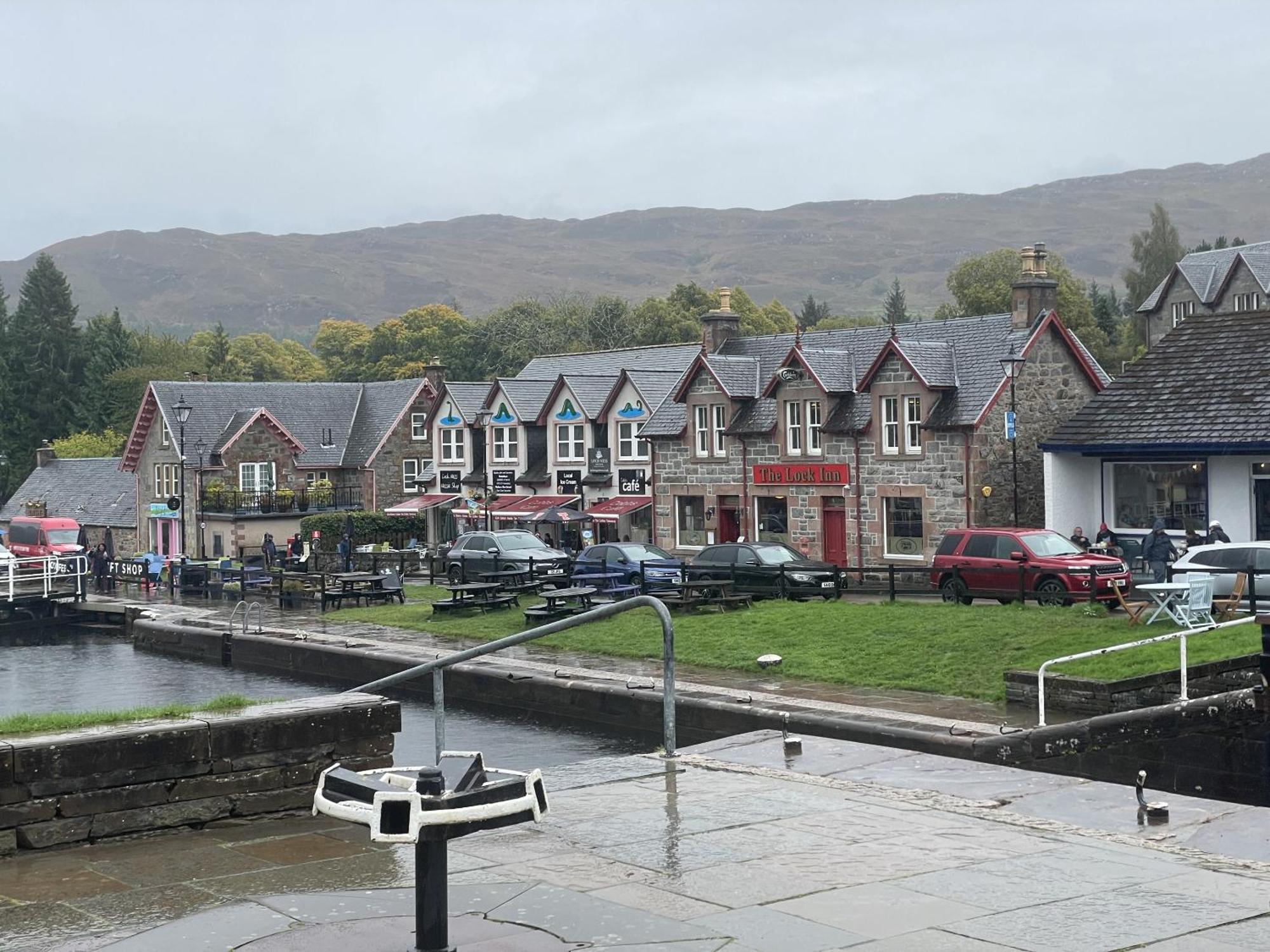 The Classrooms, Loch Ness Abbey - 142M2 Lifestyle & Heritage Apartment - Pool & Spa - The Highland Club - Resort On Lake Shores 포트오거스타 외부 사진