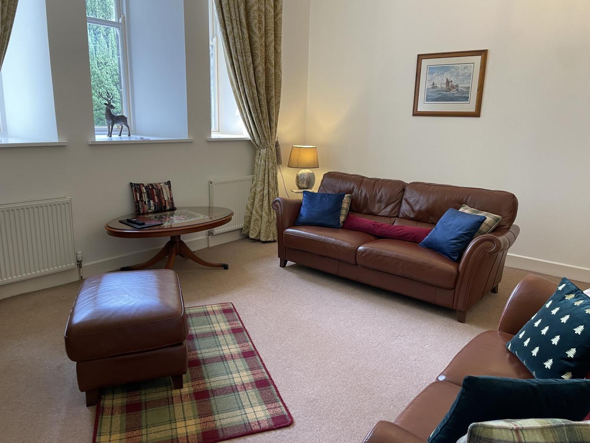 The Classrooms, Loch Ness Abbey - 142M2 Lifestyle & Heritage Apartment - Pool & Spa - The Highland Club - Resort On Lake Shores 포트오거스타 외부 사진