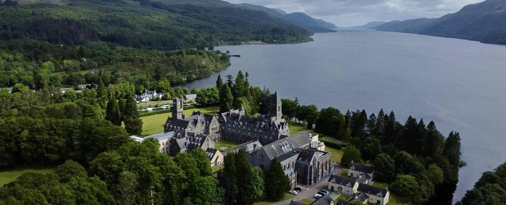 The Classrooms, Loch Ness Abbey - 142M2 Lifestyle & Heritage Apartment - Pool & Spa - The Highland Club - Resort On Lake Shores 포트오거스타 외부 사진